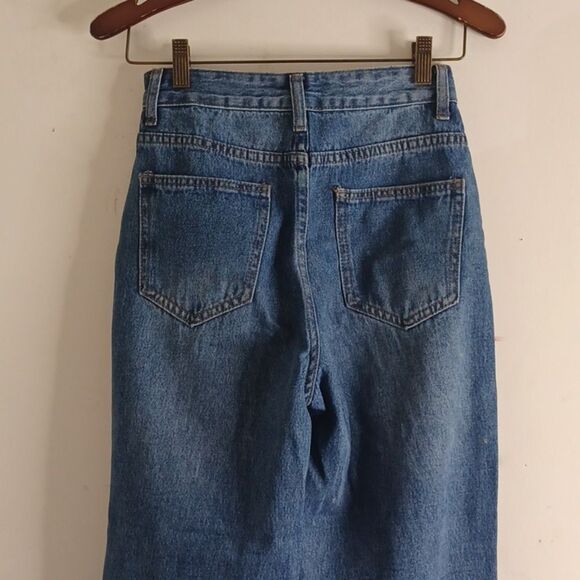 Distressed Blue Jeans - Picture 8 of 16